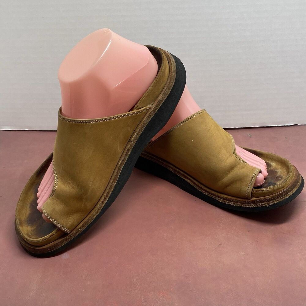 1803 Womens Sz 40 Leather Brown Leather Toe Loop Thong Sandals Resort Vacation